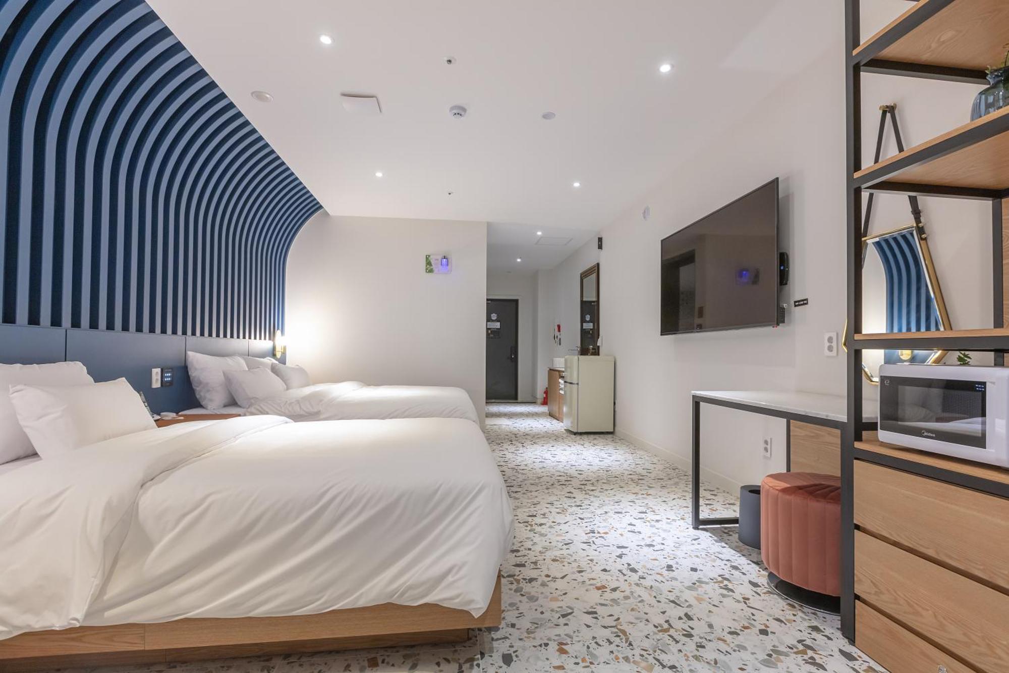 Nomad Hotel Gimhae Extérieur photo