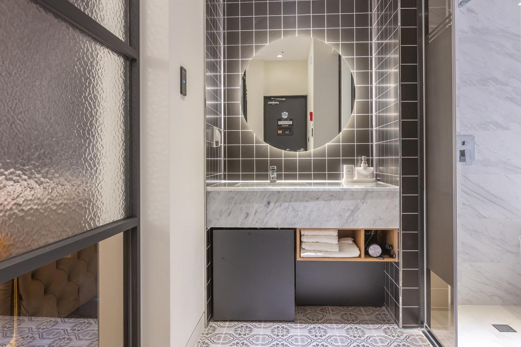 Nomad Hotel Gimhae Extérieur photo